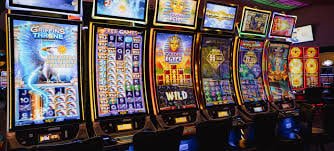 Live Casino တိုက်ရိုက်ဒီလာနှင့် Baccarat ကစားနည်း